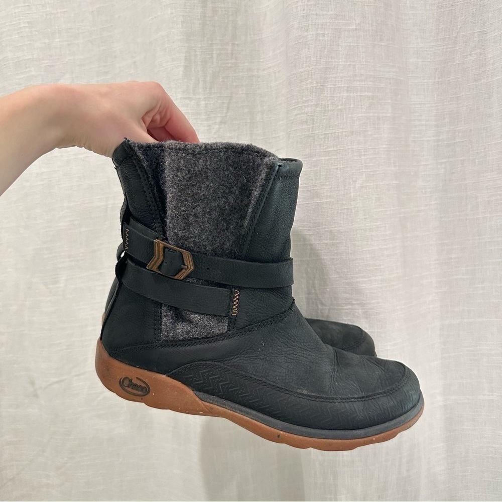 Chacos Hopi leather Slip On hiking outdoor Boots